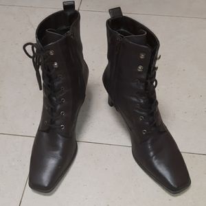 Markon Brown Leather Victorian Lace Up Boots 9.5